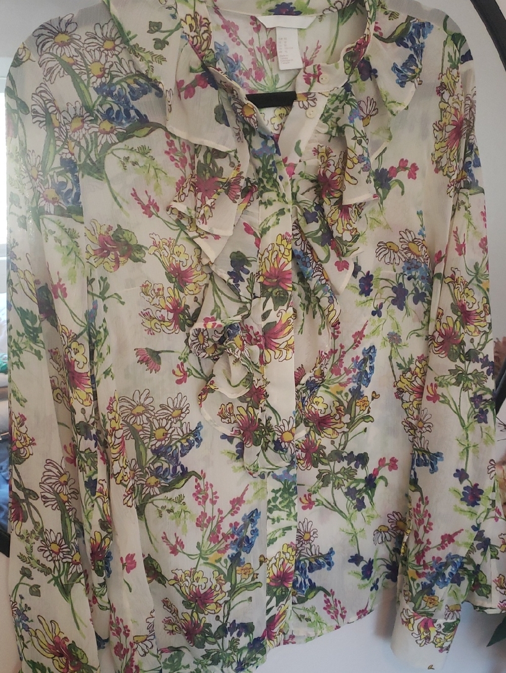 H&M Cream Floral Ruffle Tie-Neck Blouse